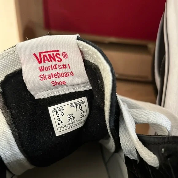 Vans Sk8-Hi - Picture 3 of 5